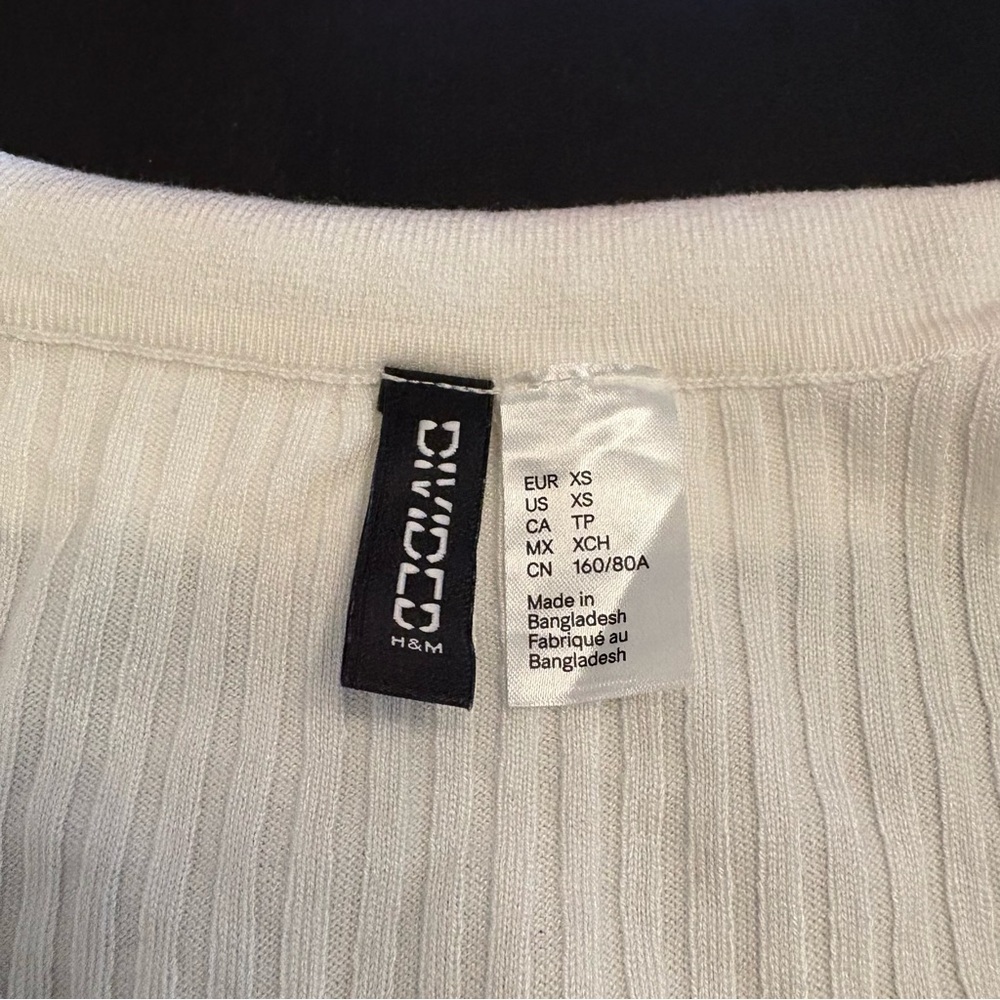 H&M White Ribbed Knit Cropped Top - Picture 3 of 3
